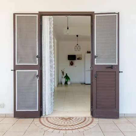 Marie Maison Salinola * Ostuni